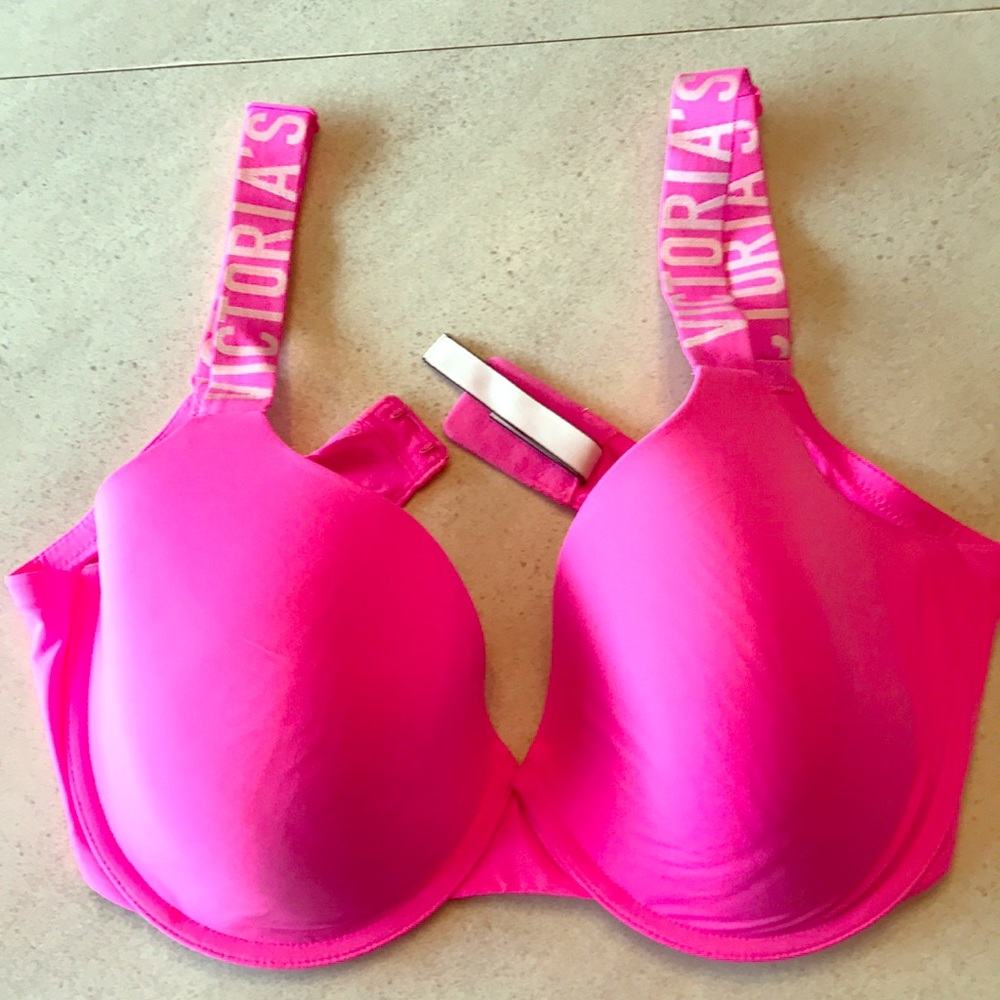 Victoria’s Secret t-shirt bra 36DD
